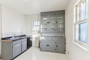 720 N 9th St House-S2411-012.jpg