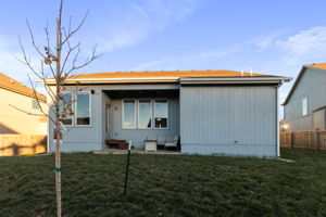  Photo 33