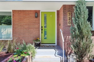NE 107th Pl-S2206-004.jpg