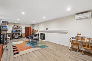 NE 107th Pl-S2206-032.jpg