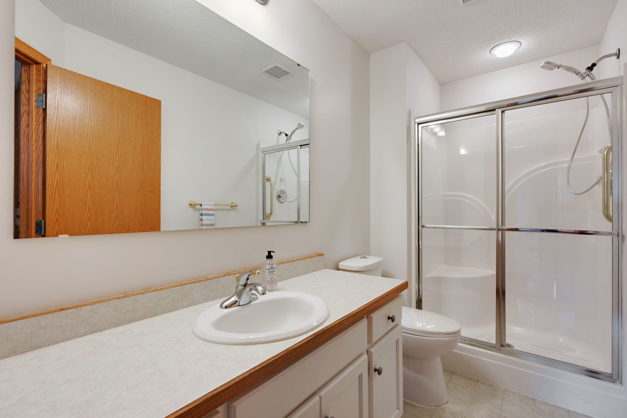 720 Oakwood Street Northwest, Isanti, MN 55040, USA Photo 9