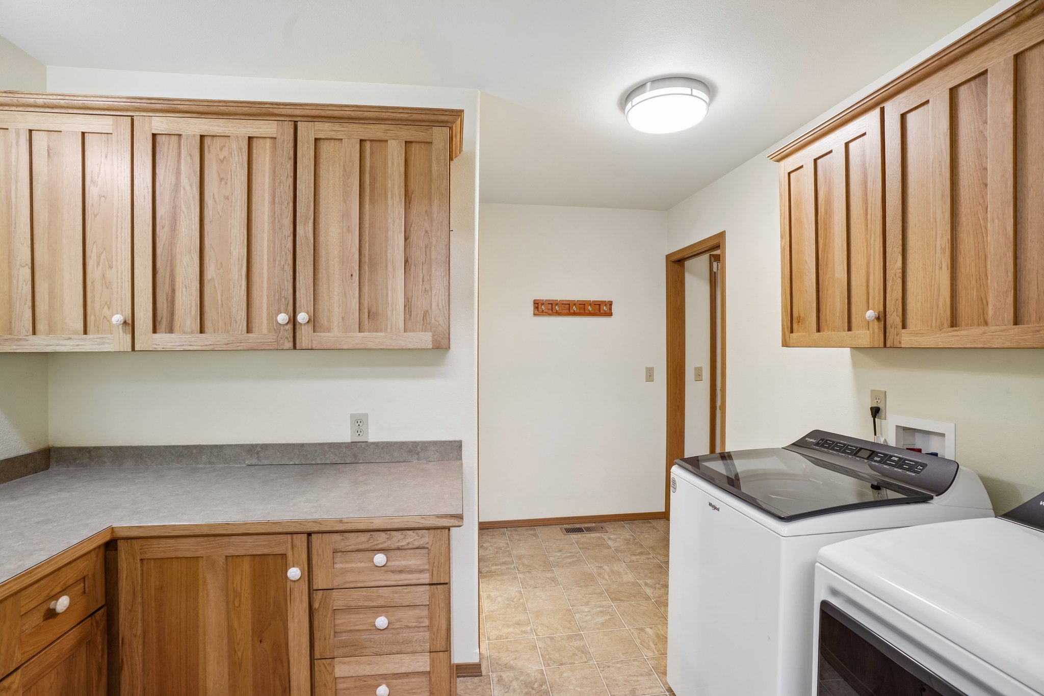 Ostrander Rd-S2307-036.jpg
