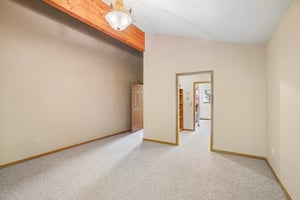 Ostrander Rd-S2307-045.jpg