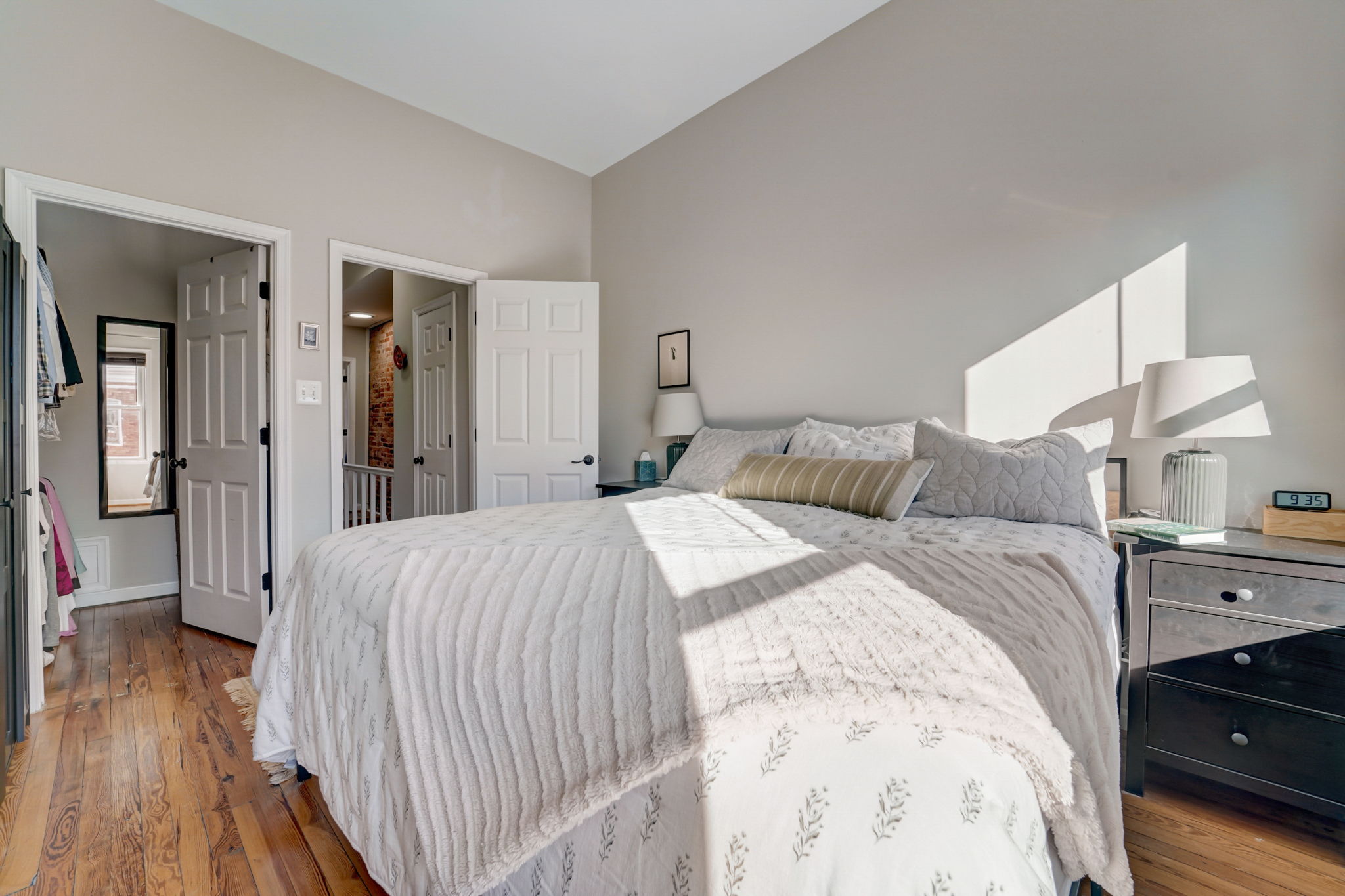  S Decker Ave-020