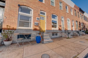  S Decker Ave-001