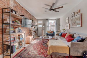  S Decker Ave-007