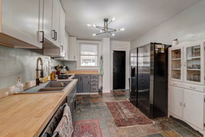  S Decker Ave-010