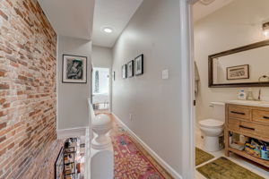  S Decker Ave-015