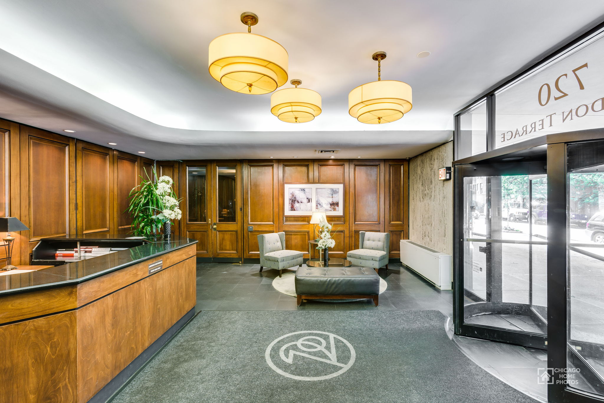 Front lobby - 24 hour doorman, great security