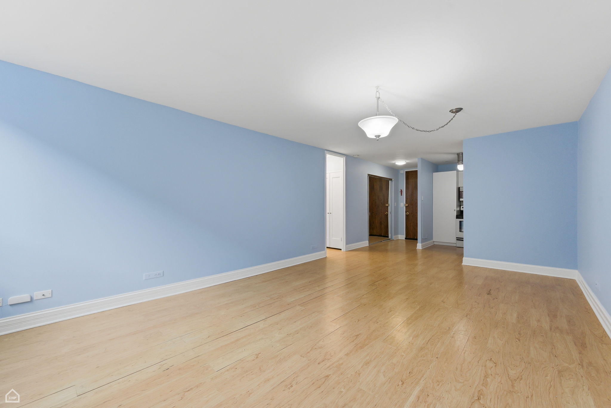 720 W Gordon Terrace 3B - Brady Miller_009