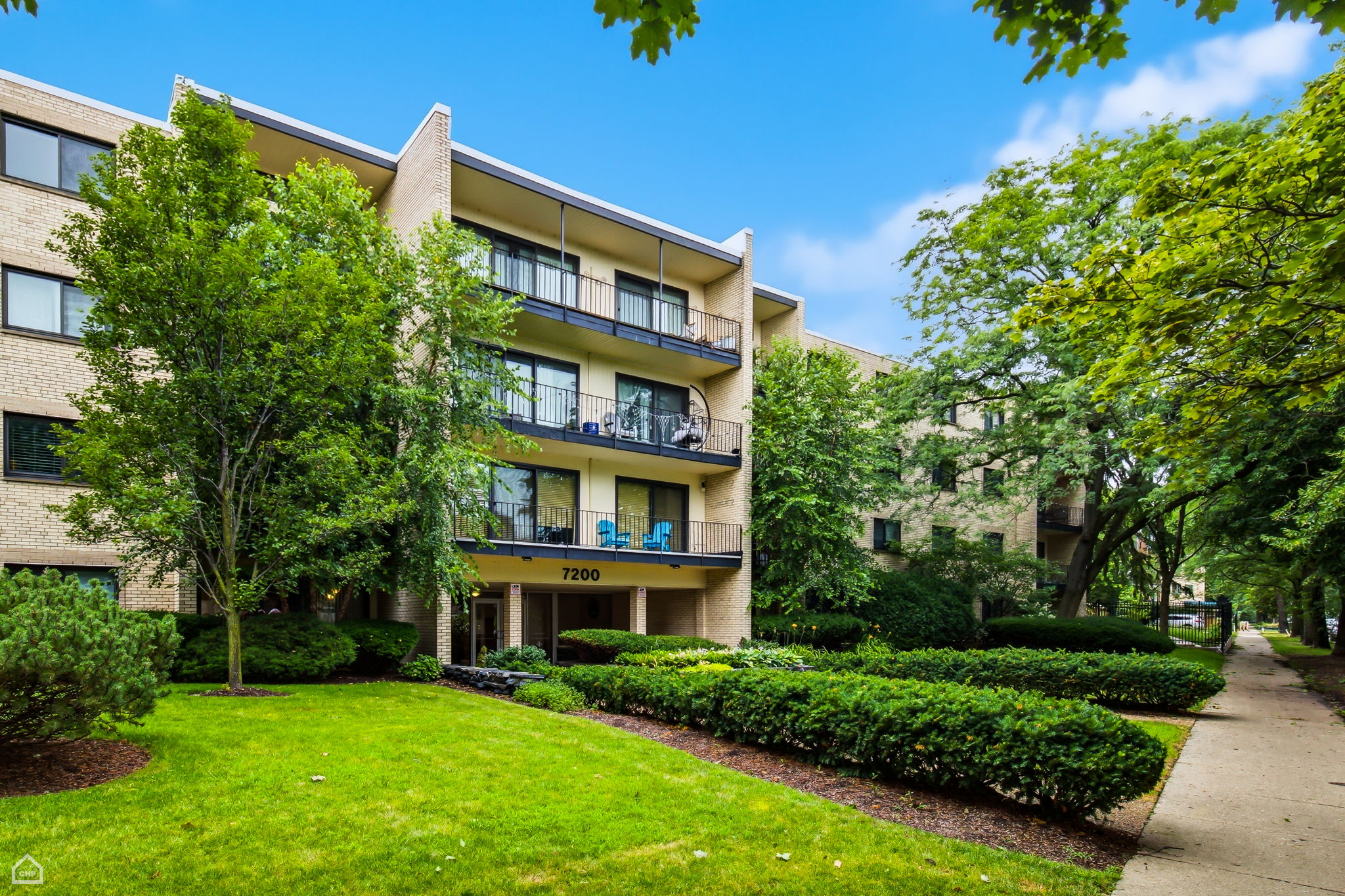 Professionally designed and renovated top-floor residence