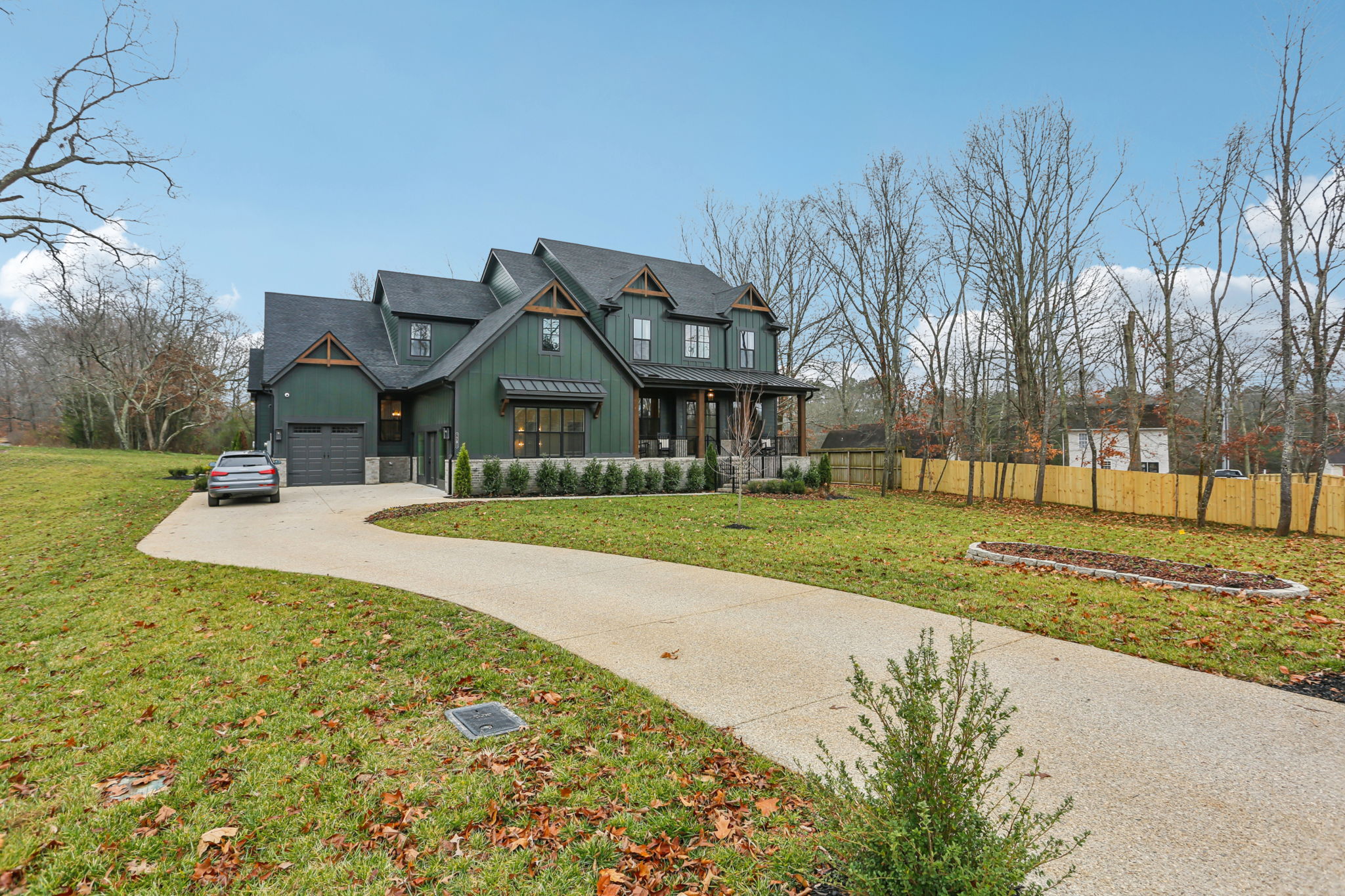 7201 Severide St-S0912-003