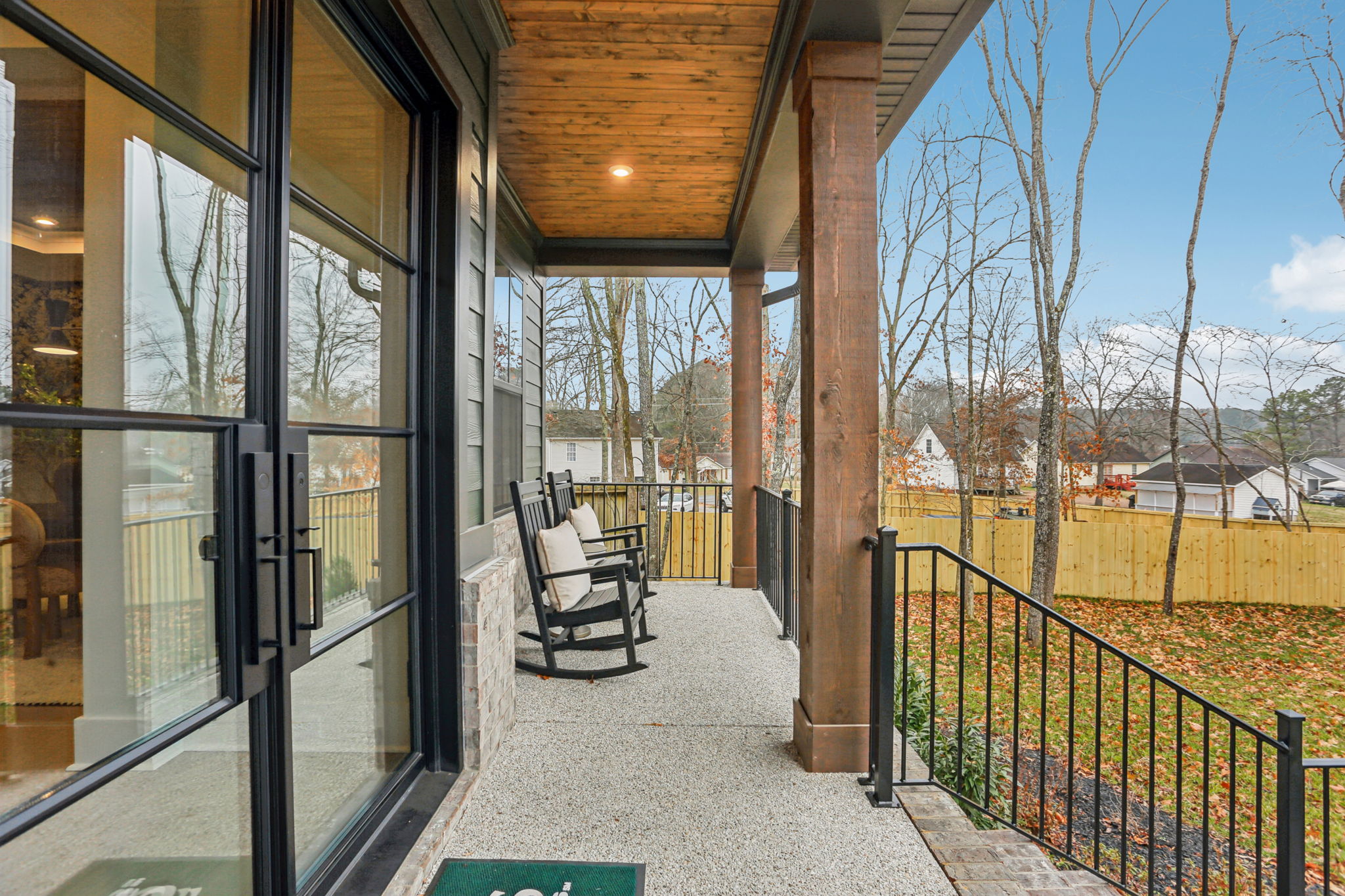 7201 Severide St-S0912-009