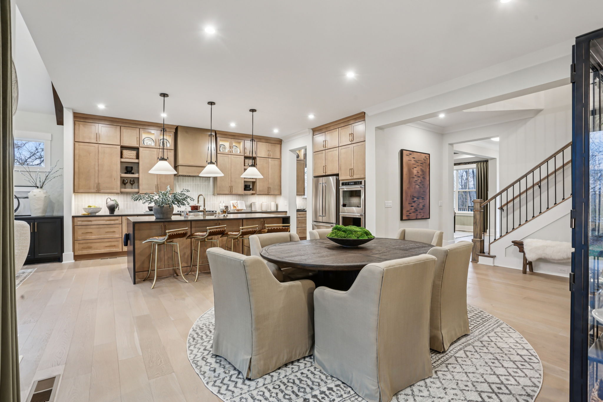 7201 Severide St-S0912-023