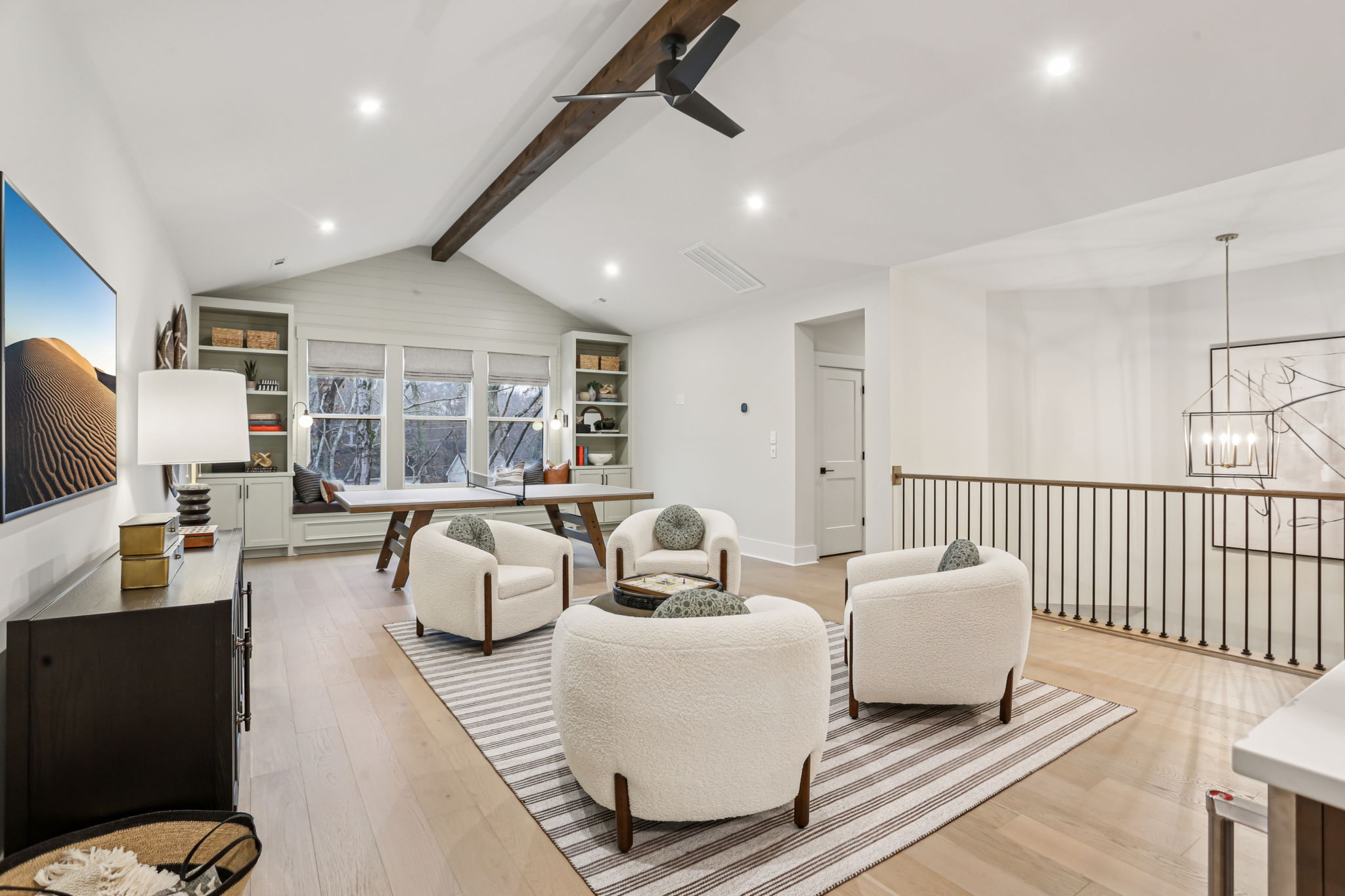 7201 Severide St-S0912-035