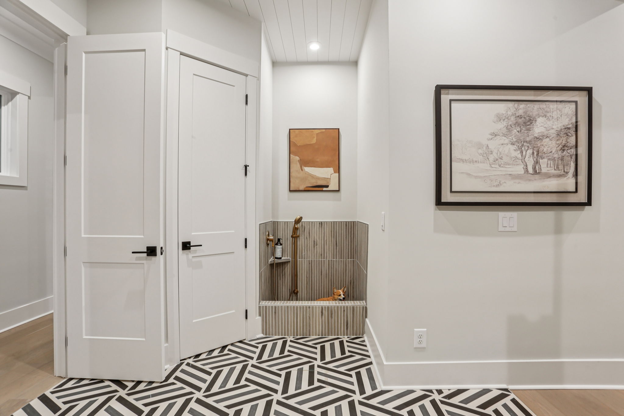 7201 Severide St-S0912-043