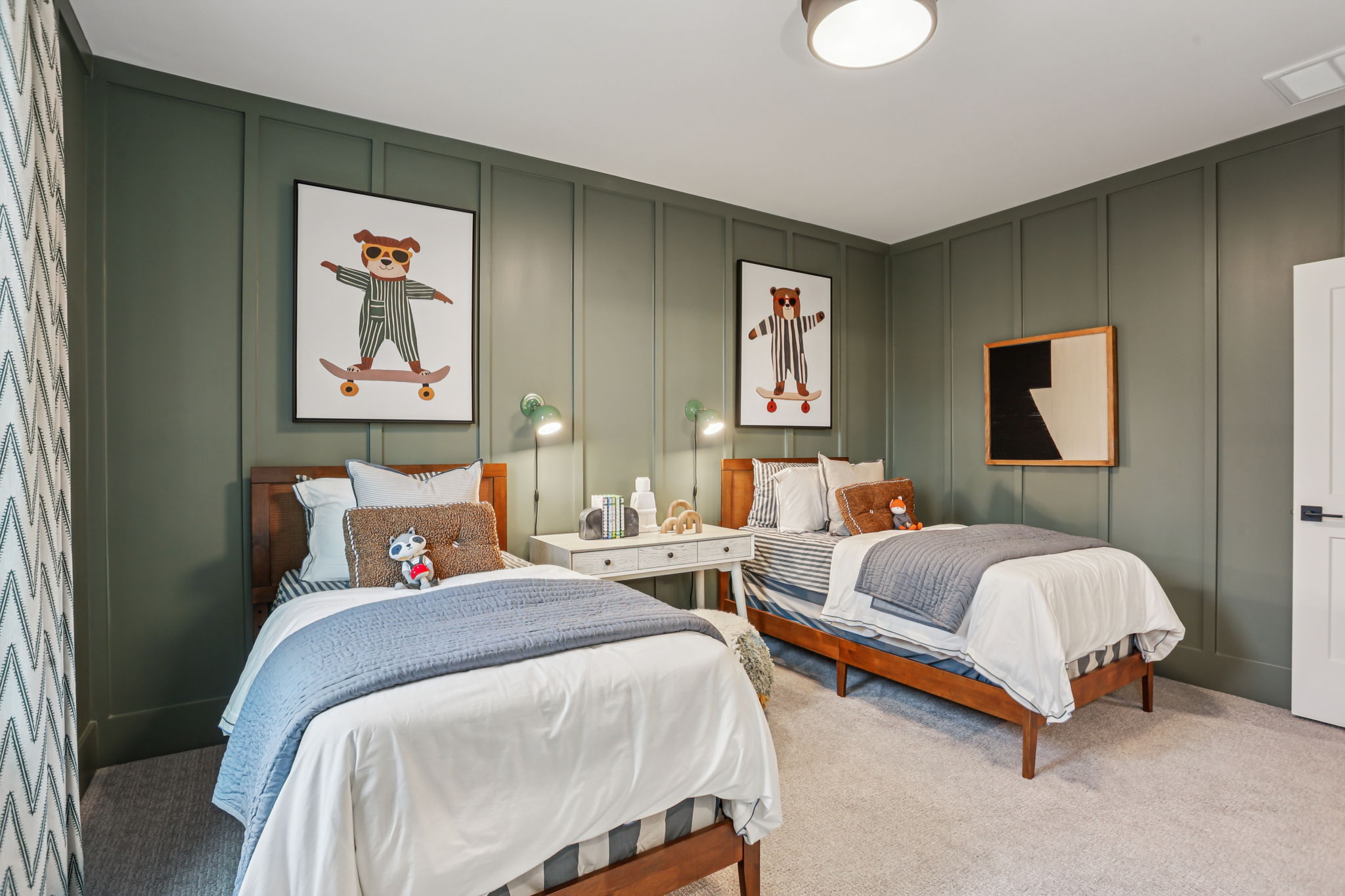 7201 Severide St-S0912-060