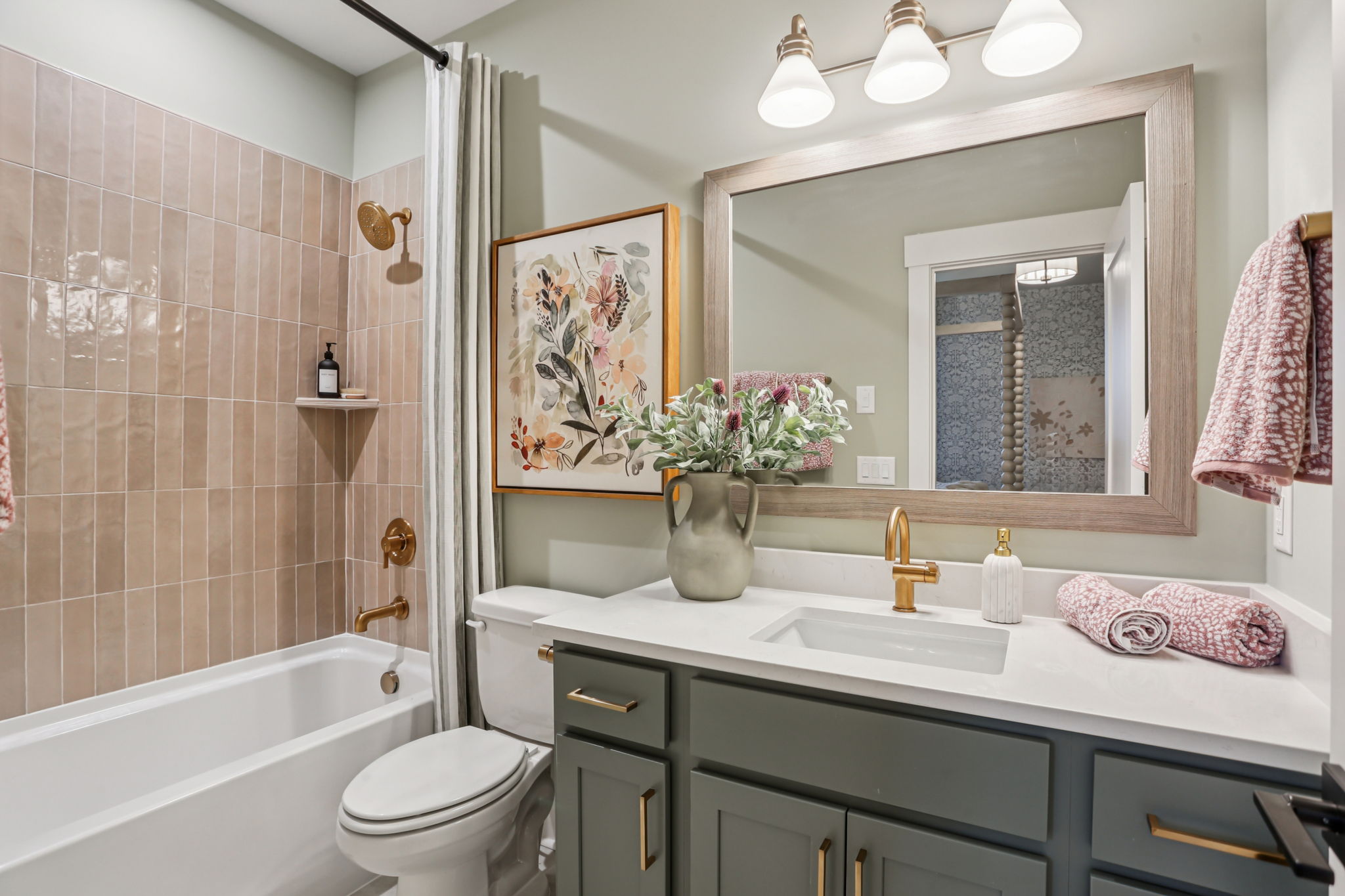 7201 Severide St-S0912-066