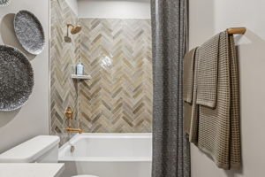 7201 Severide St-S0912-058