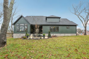 7201 Severide St-S0912-075