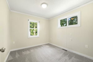  Photo 34