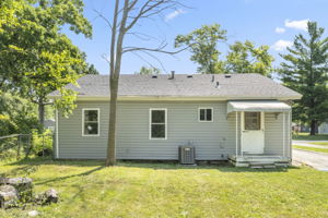  Photo 42