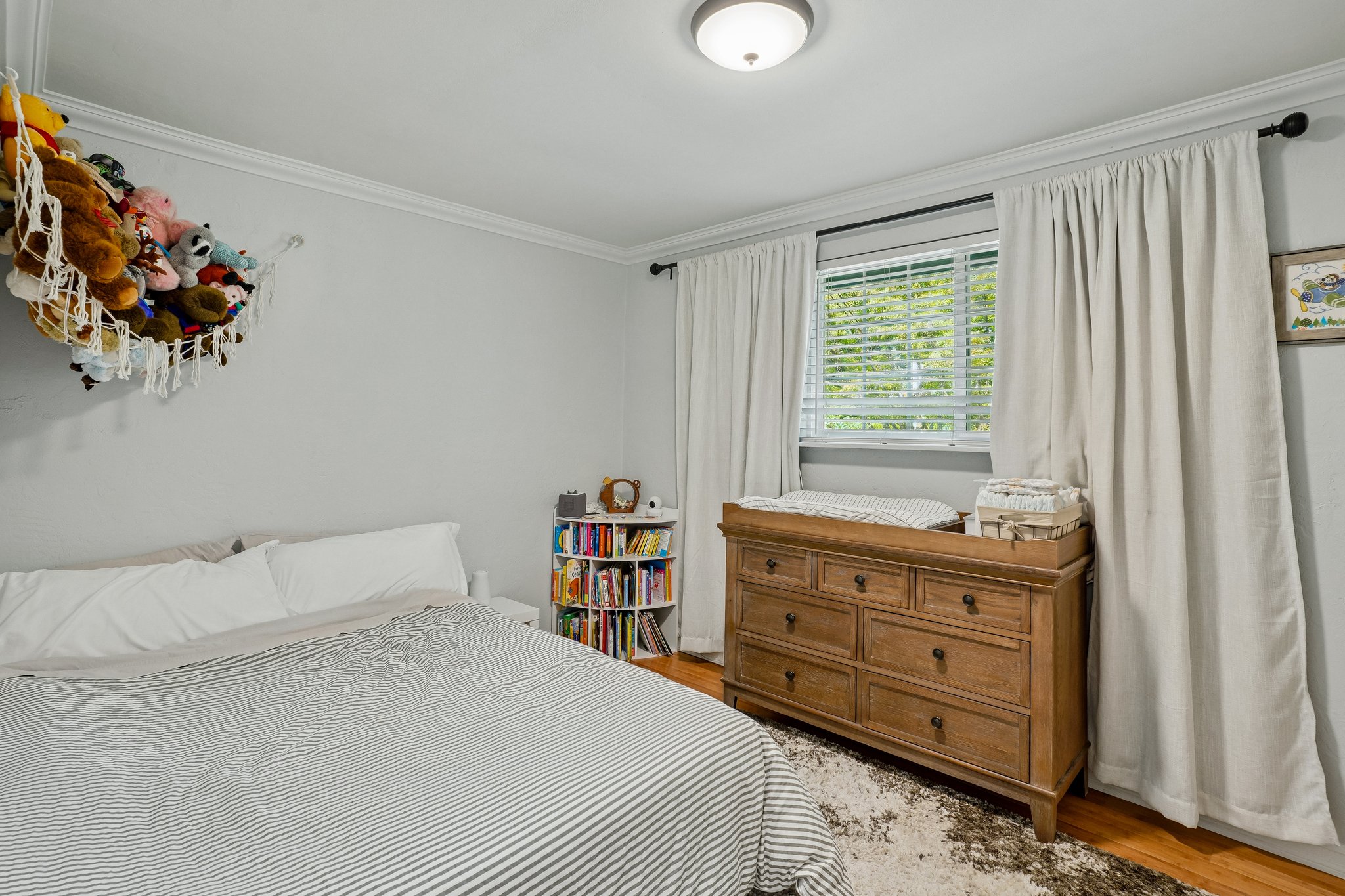35th St NW-S0608-029.jpg