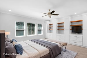 DSC01156_7_8 virtually staged.jpeg