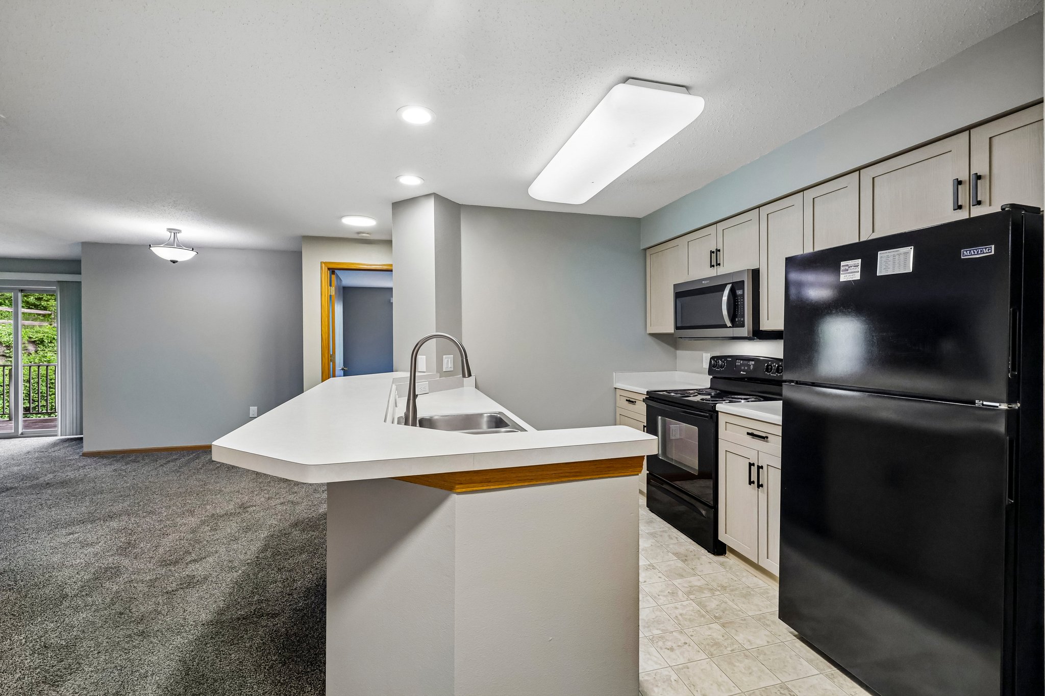 - 7203 Mid Town Rd 212-S3005-013.jpg