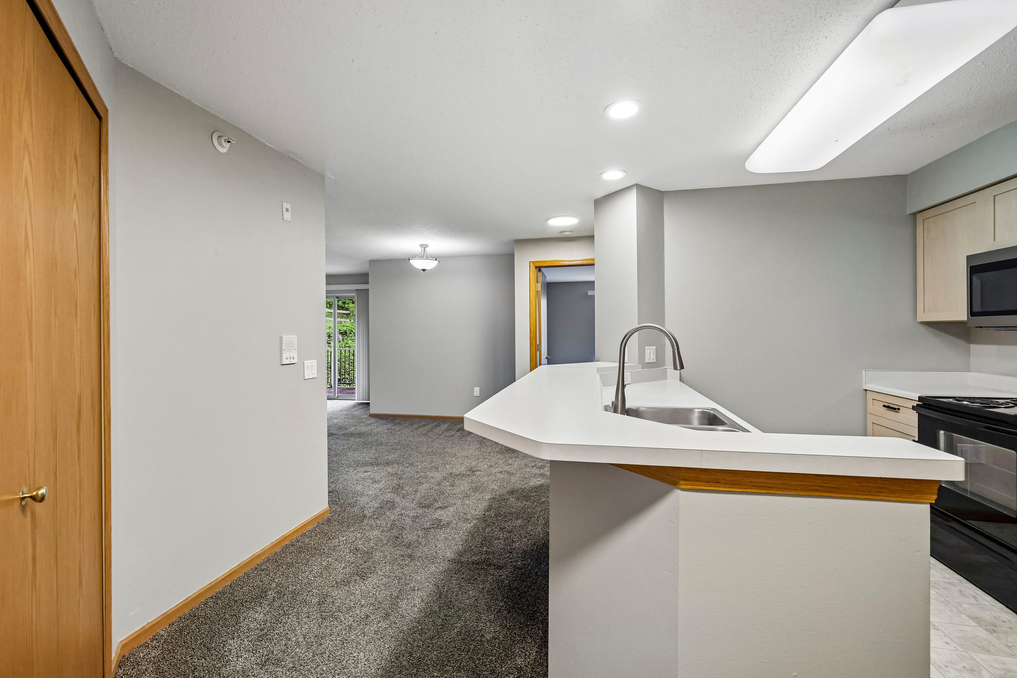 - 7203 Mid Town Rd 212-S3005-014.jpg