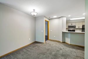 - 7203 Mid Town Rd 212-S3005-006.jpg