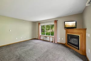 - 7203 Mid Town Rd 212-S3005-010.jpg