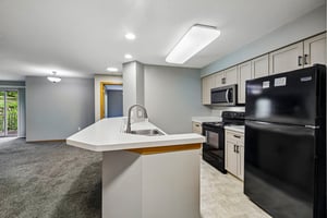 - 7203 Mid Town Rd 212-S3005-013.jpg
