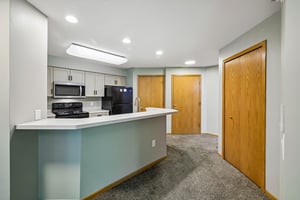 - 7203 Mid Town Rd 212-S3005-020.jpg