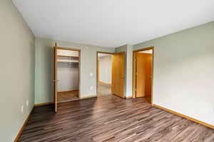 - 7203 Mid Town Rd 212-S3005-021.jpg