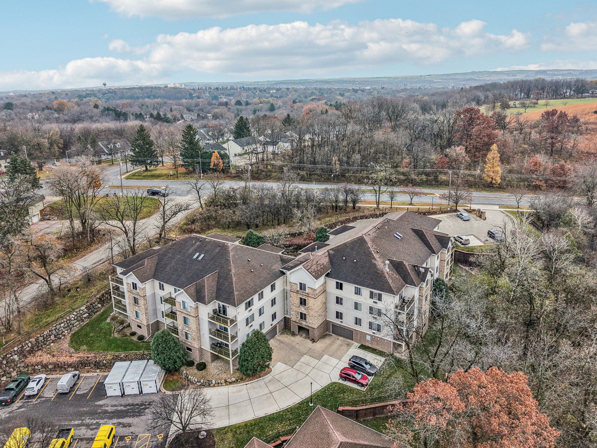 Mid Town Rd 301-S2011-1-001.jpg