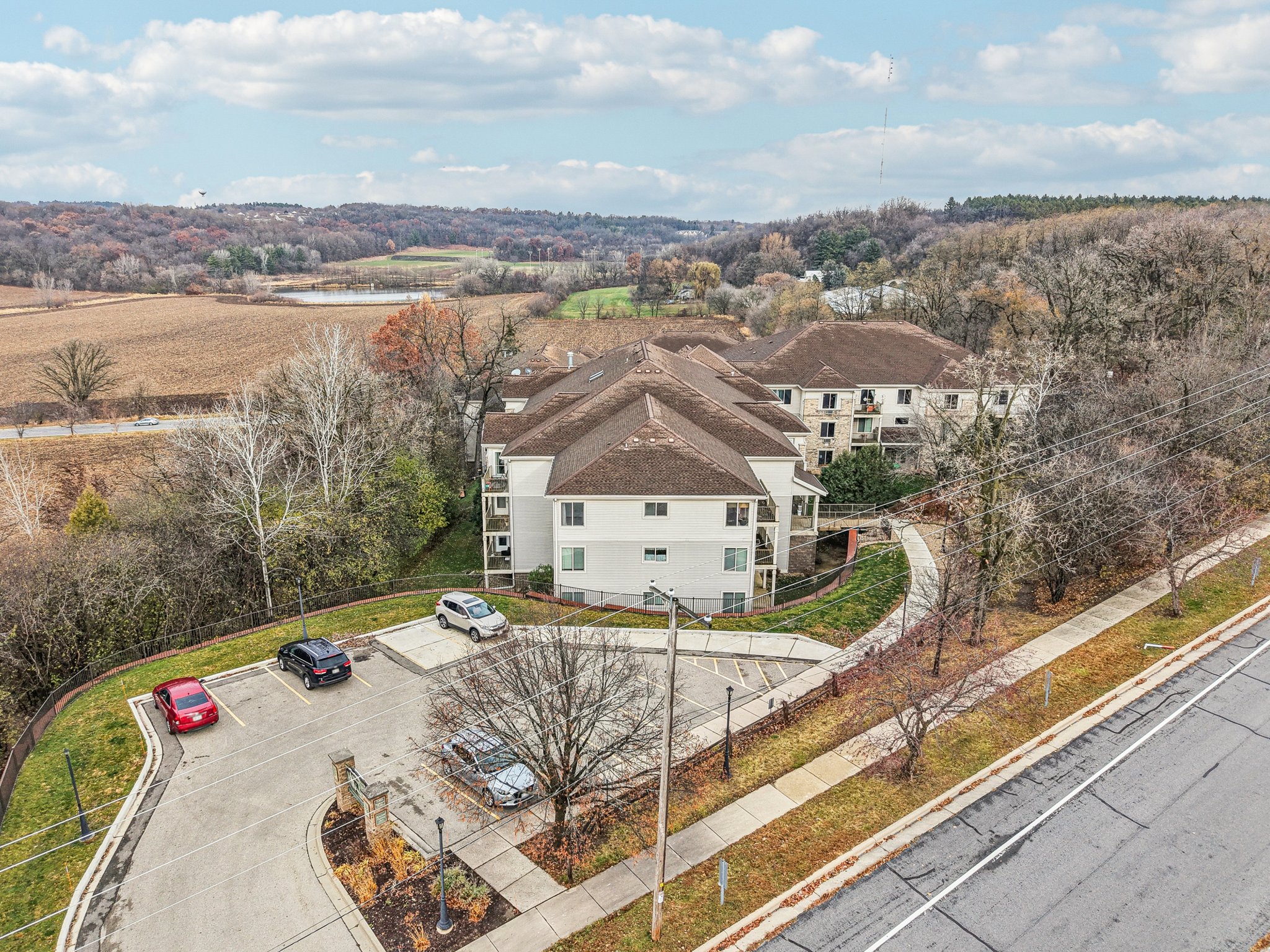 Mid Town Rd 301-S2011-1-002.jpg