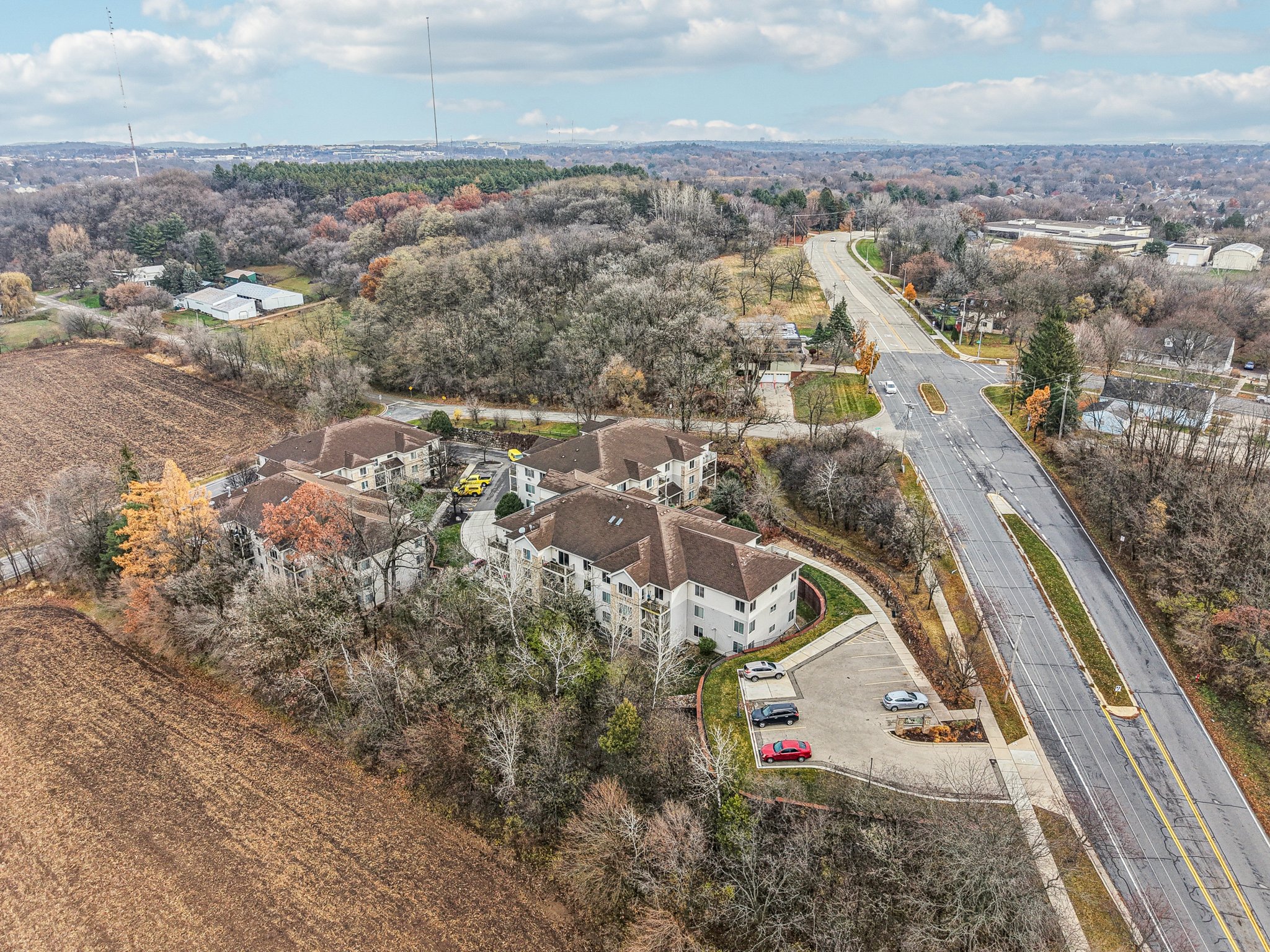 Mid Town Rd 301-S2011-1-003.jpg