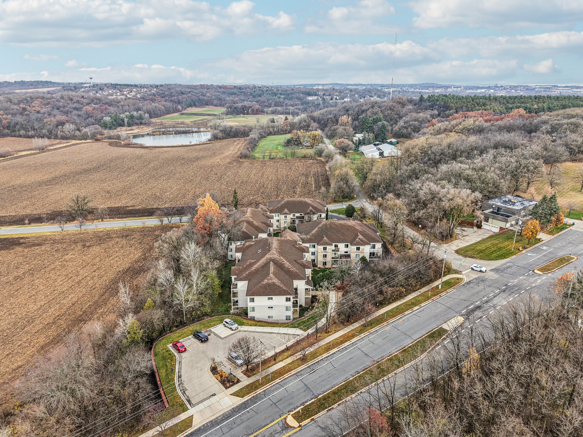 Mid Town Rd 301-S2011-1-007.jpg