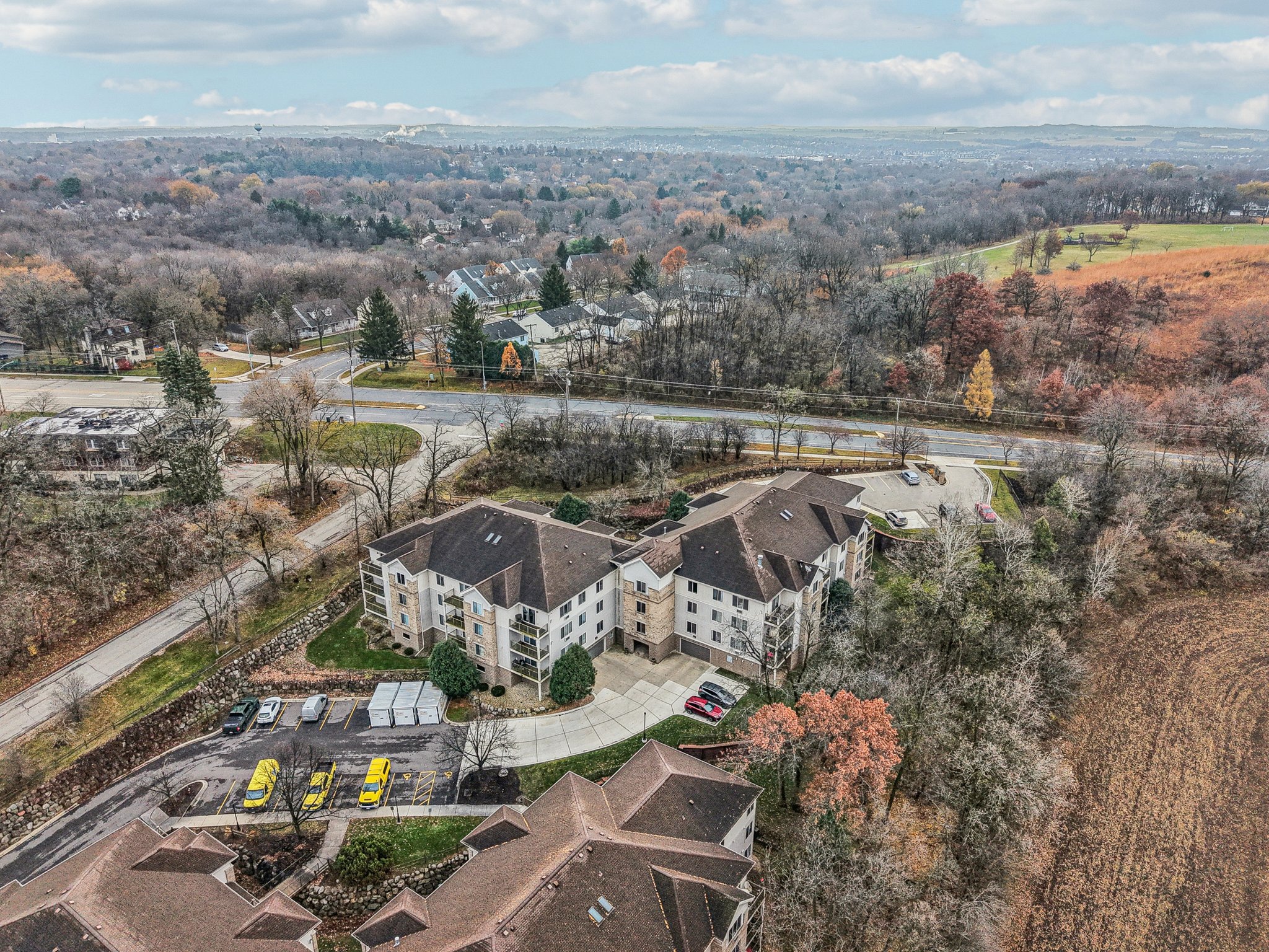 Mid Town Rd 301-S2011-1-012.jpg