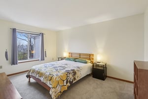 Mid Town Rd 301-S1911-025.jpg