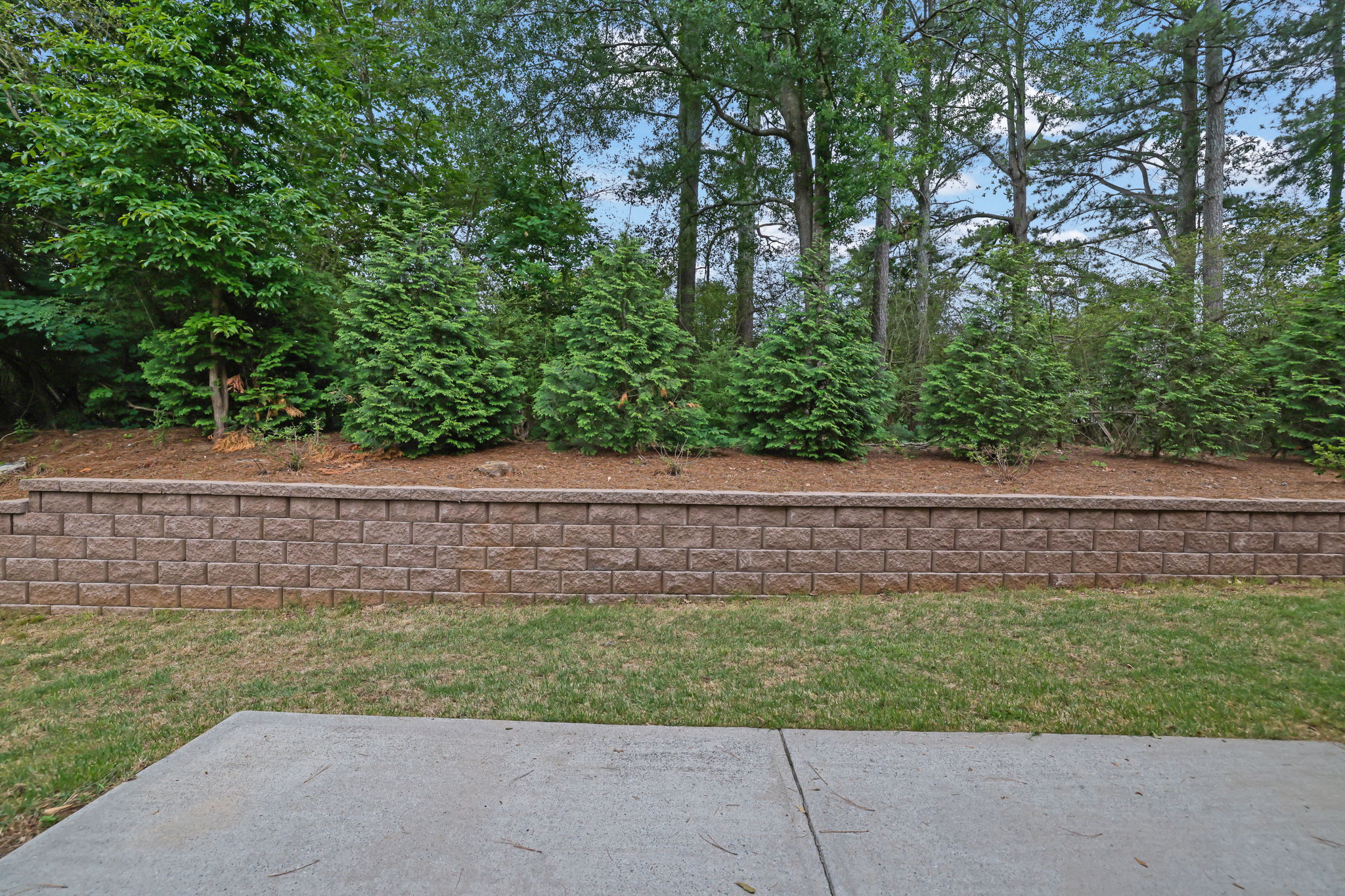  Photo 32