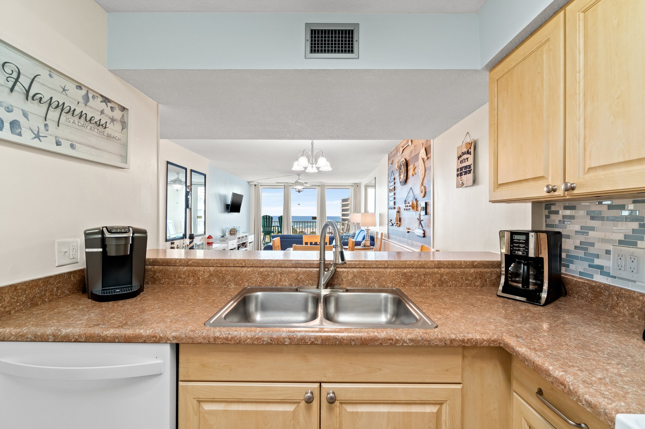 7205 Thomas Dr, Panama City Beach, FL 32408, USA Photo 24