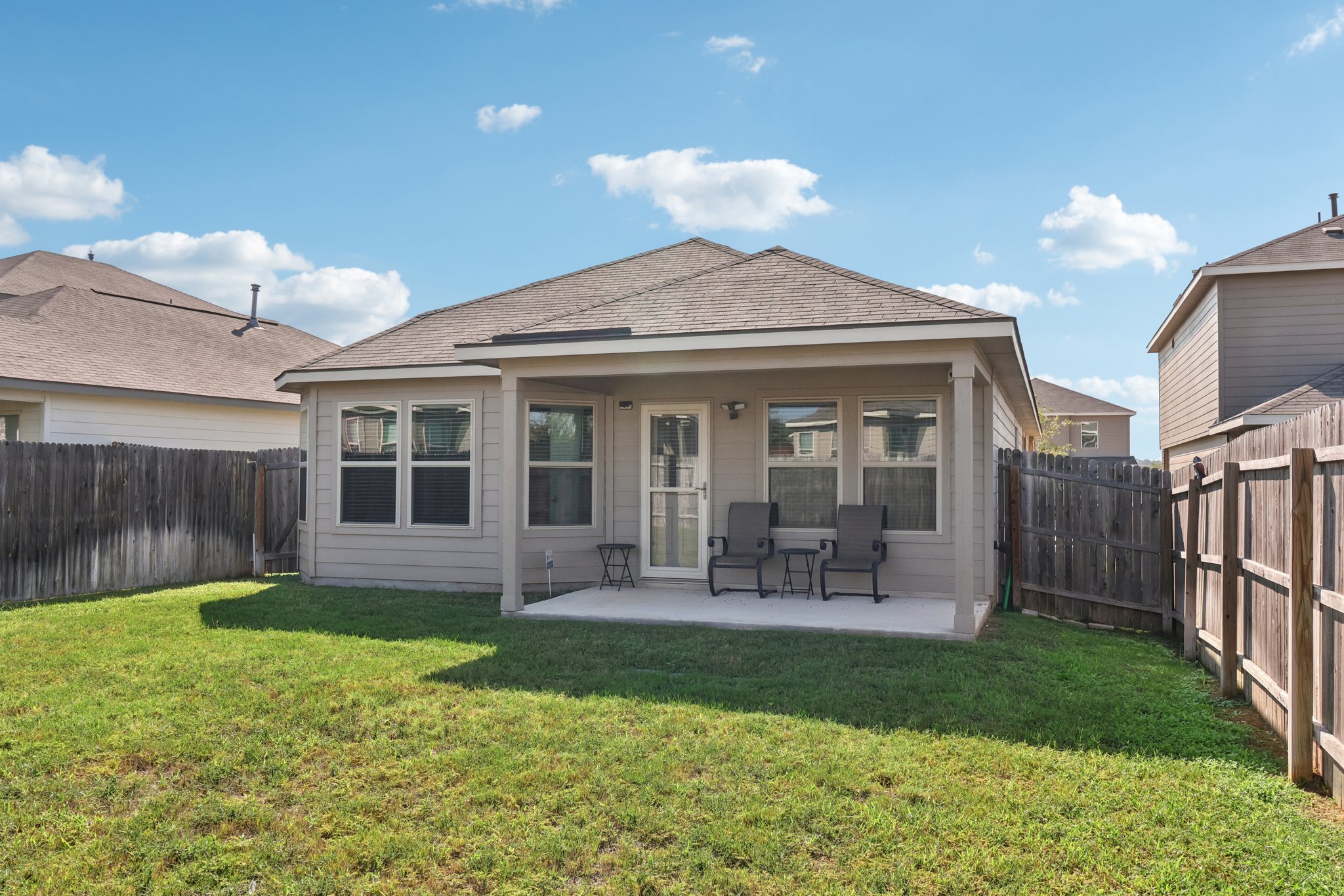 Littlefoot Ln-S1209-037.jpg