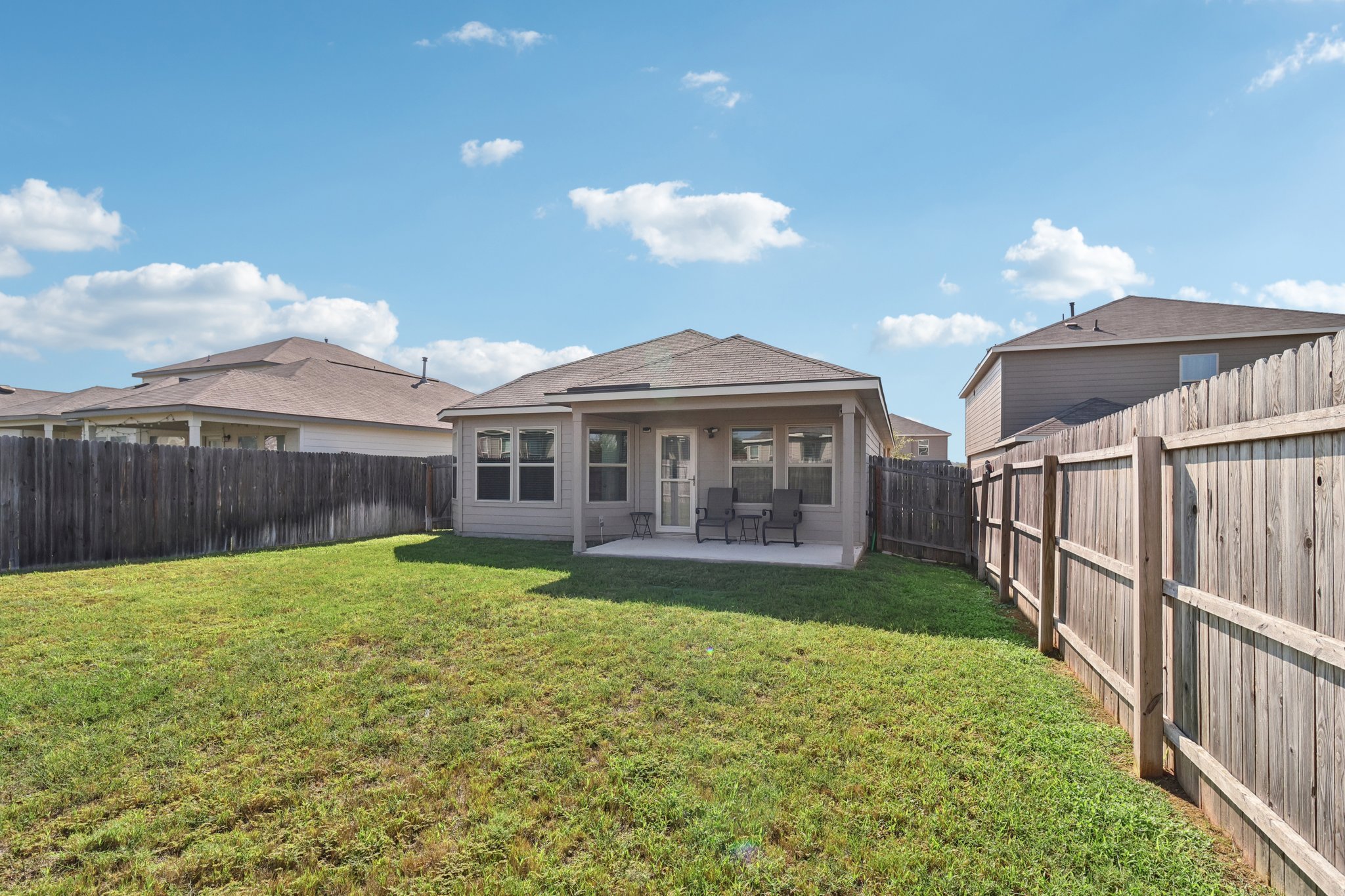 Littlefoot Ln-S1209-038.jpg