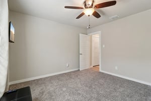 Littlefoot Ln-S1209-020.jpg