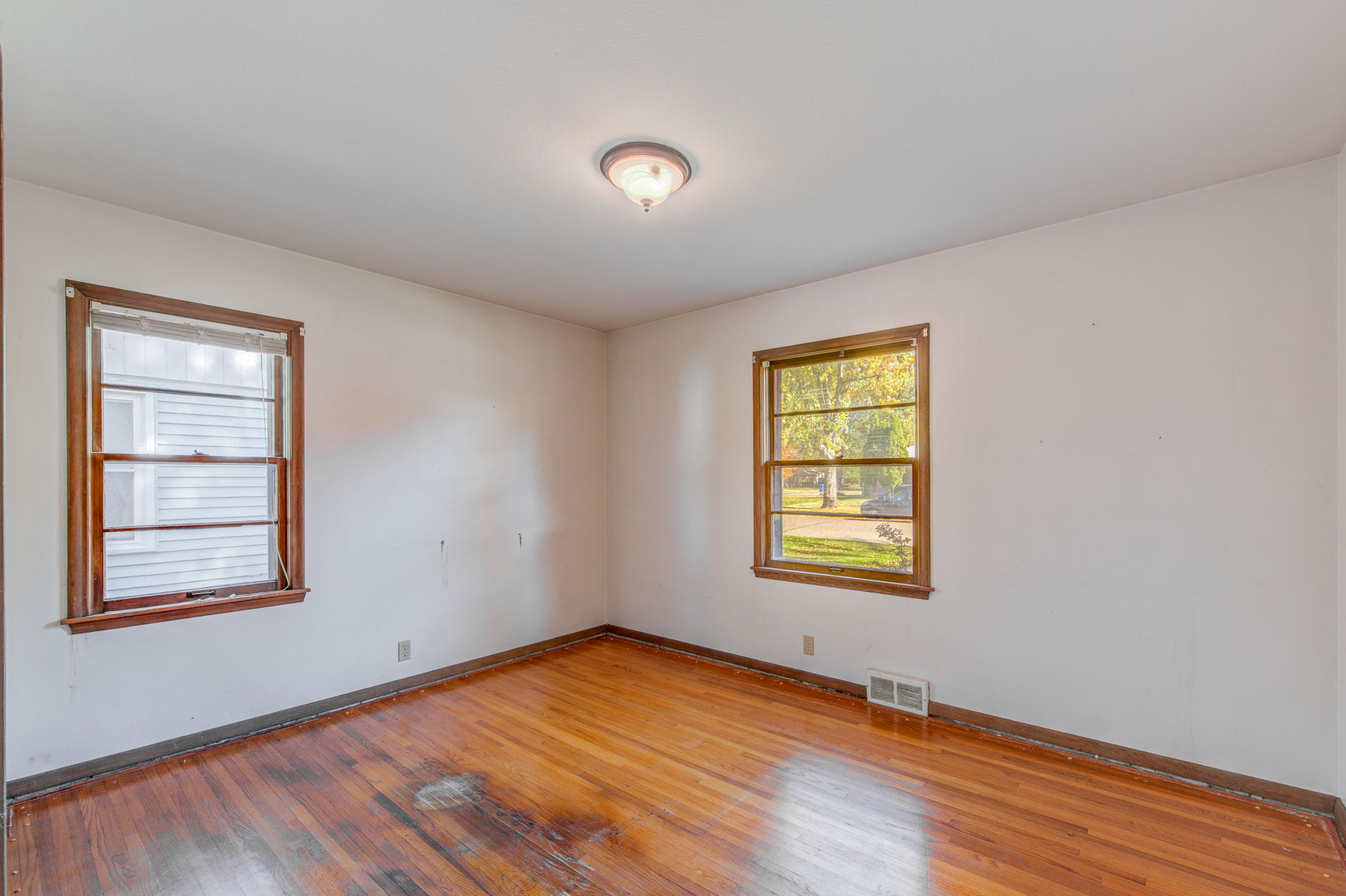  7208 Park Ave, Richfield, MN 55423, US Photo 6