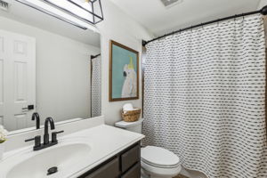 7209Vanderbilt_010