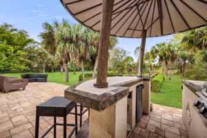 Outdoor Bar - Kitchen