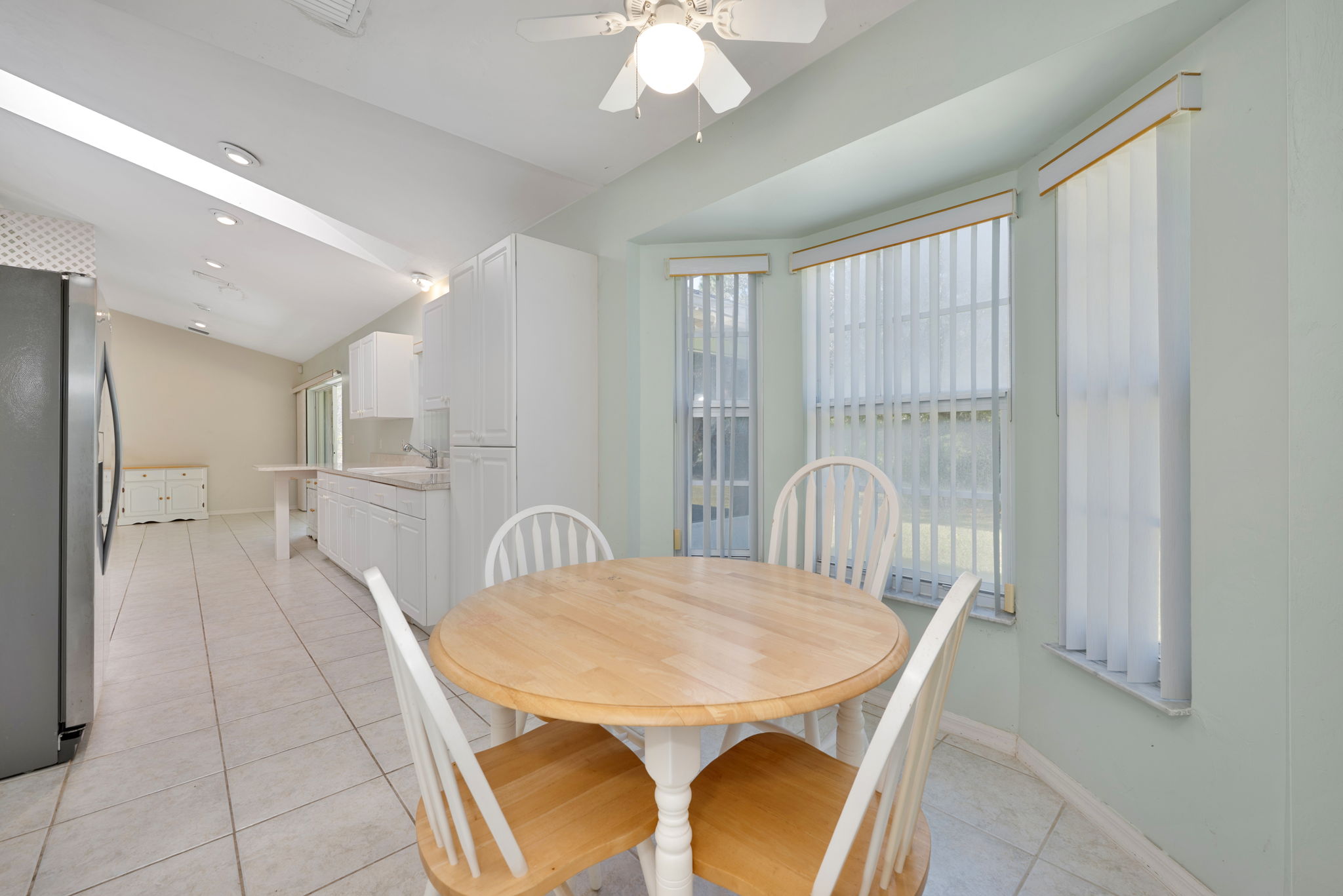 Eat in Kitchen View 2